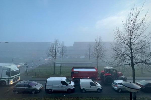 Mgła w Hadze. Widoczność do 200m. 29 listopad 2022 // Fot. Archiwum Niedziela.NL